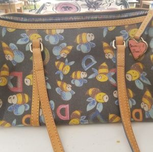 Dooney and Bourke Bumble Bee Vintage purse